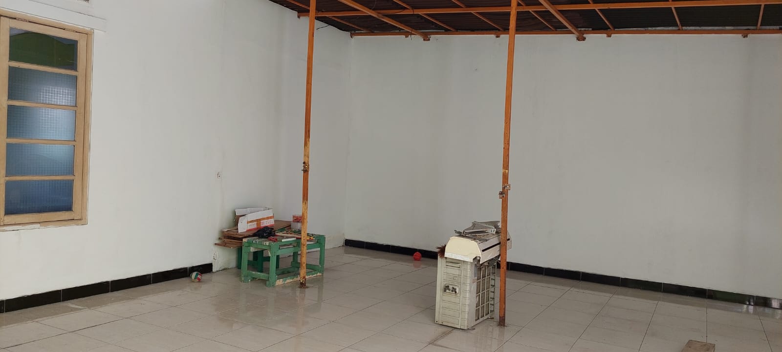 Rumah Dijual Semi Furnished di Cluster Jaguar Jababeka Cikarang 